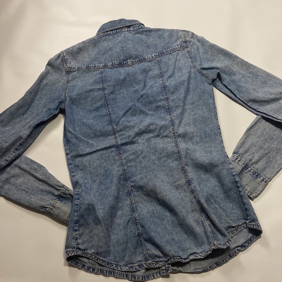 Forever21 Button up - Picture 5 of 5